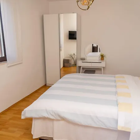 Gasthuis Caric 3*